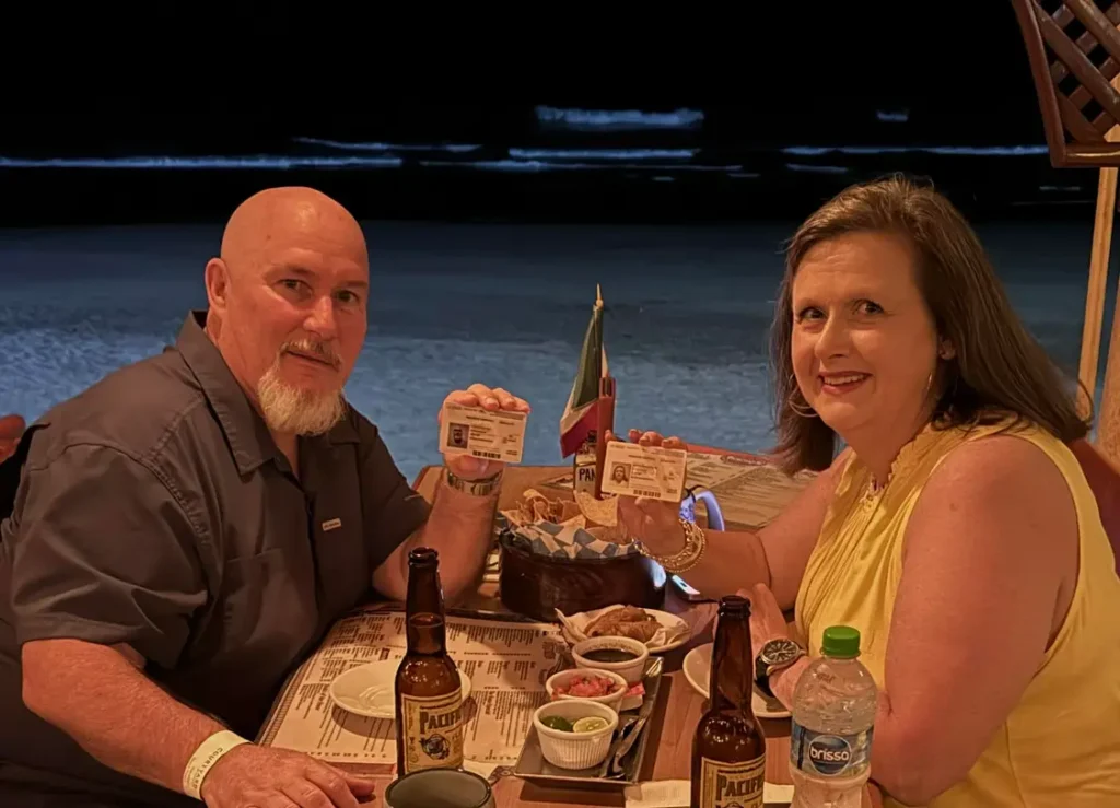 Elizabeth and Her Husband Both Got Their Residency Visas in Mazatlan